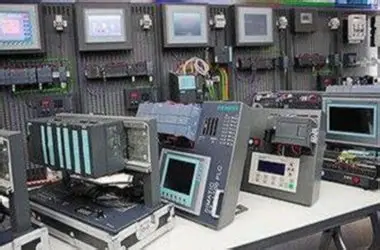 Miksi Siemens S7-400H on ylimääräinen redundanttiohjain kriittisiin teollisuussovelluksiin?